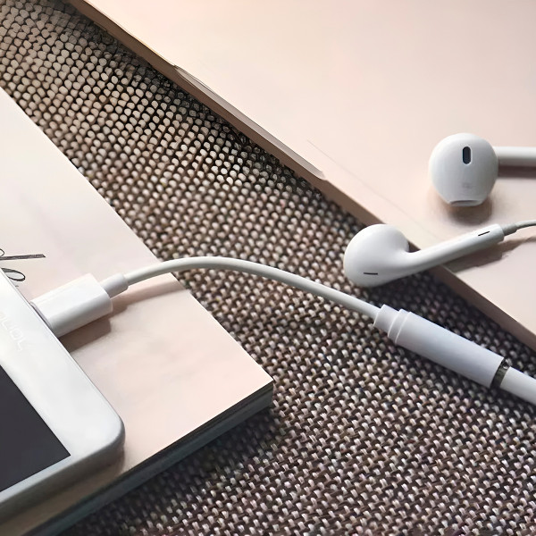 Adaptador Cabo P2 para USB C Entrada Fone de Ouvido